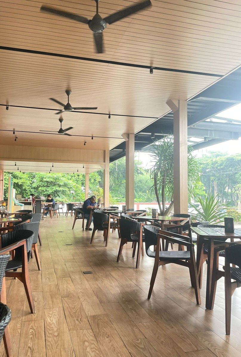 Bekerja sambil meetup yukk 🤭🤭