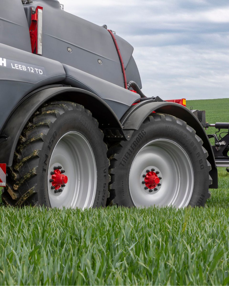 HORSCH_France's tweet photo. [💡DynamicSteering] nouveau pilotage automatisé sur nvelles machines HORSCH à #essieu #tandem
✅ Stabilité directionnelle max = #préservation #maximale des cultures
✅ #Protection maximale du matériel en minimisant l'#usure des pneumatiques
✅ Combinaison des deux modes ci-dessus https://t.co/Br46q4QIHs