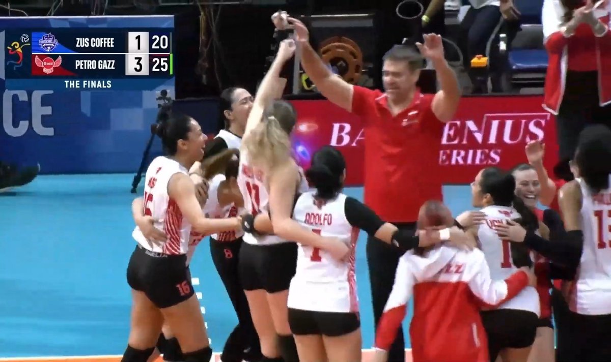 honey_galvez22's tweet image. kudos to Zus 💙💯

2019 Myla did a championship point for the petro gazz angels 

2025 Myla did it again grabe ka! Mylabs Congrats Gazzmates 

@PetroGazzAngels
#PVLReinforcedConference2025