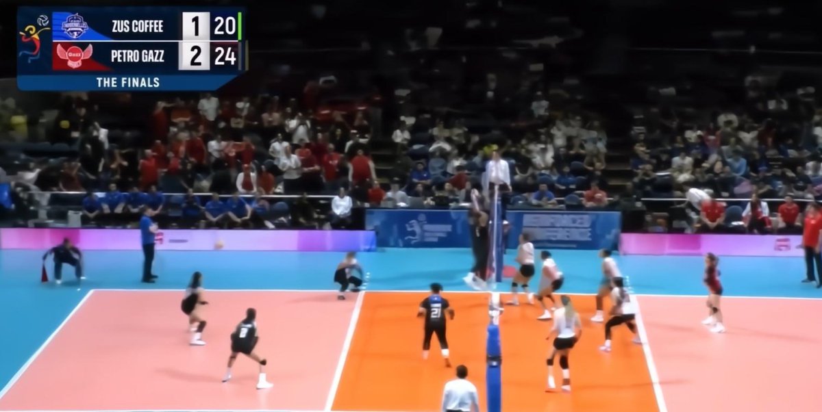 honey_galvez22's tweet image. kudos to Zus 💙💯

2019 Myla did a championship point for the petro gazz angels 

2025 Myla did it again grabe ka! Mylabs Congrats Gazzmates 

@PetroGazzAngels
#PVLReinforcedConference2025