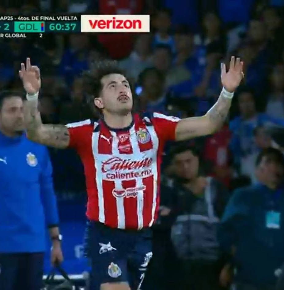 MartinoliCuri's tweet photo. “Tengo que hacer cambios en mi vida”

Los cambios: https://t.co/DFftbD5F1x