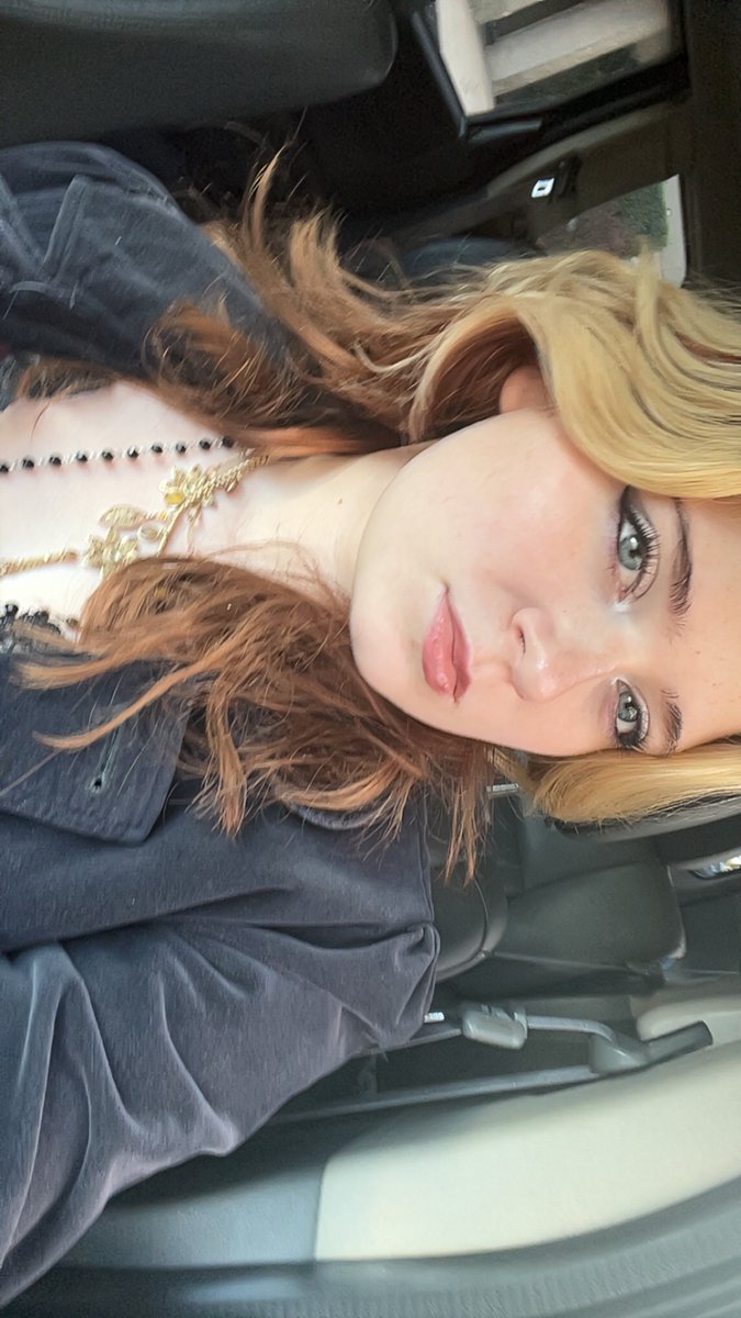 cosplay               vs.              daily