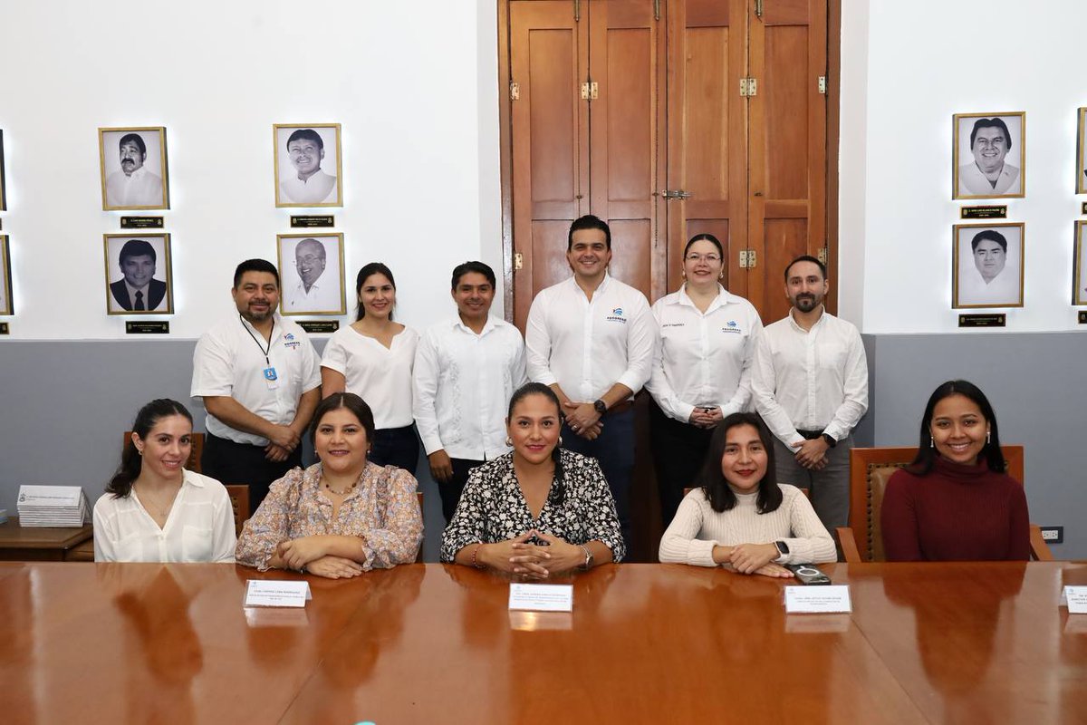 STEinforma's tweet image. #Progreso | @erikrihaniglez coordina acciones con TPEY para un gobierno abierto y transparente wp.me/p6Zyu6-1EjN
@AyundeProgreso