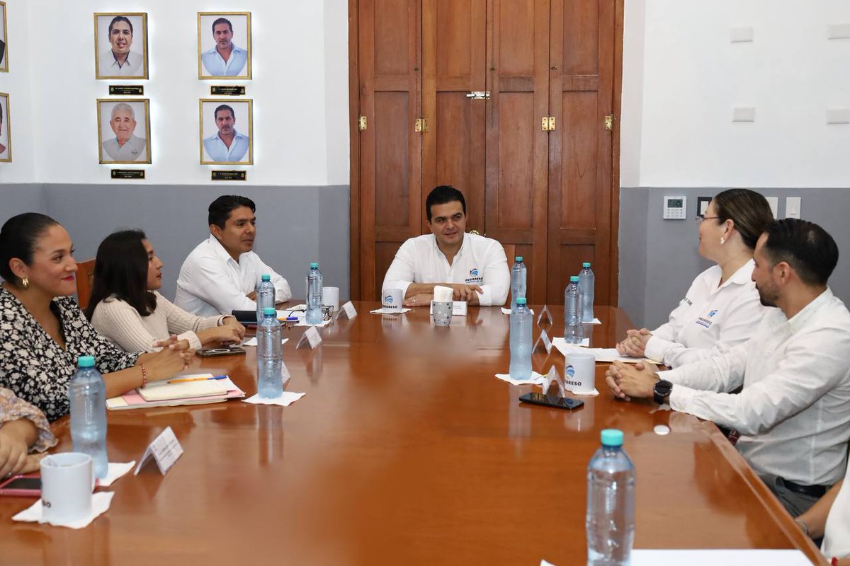 STEinforma's tweet image. #Progreso | @erikrihaniglez coordina acciones con TPEY para un gobierno abierto y transparente wp.me/p6Zyu6-1EjN
@AyundeProgreso