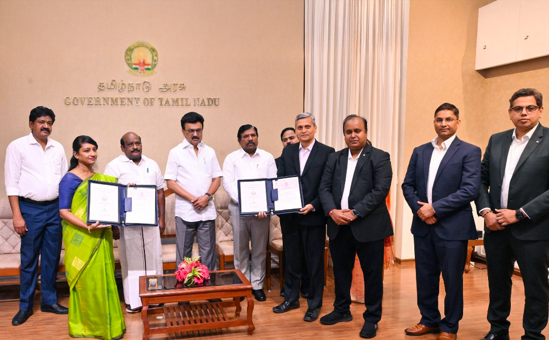 TataTech_News's tweet image. #Upskilling – Powering India’s $5 Trillion future, one classroom at a time.

We’re proud to partner with the Government of Tamil Nadu to modernize 44 government polytechnics, equipping thousands of students with the skills to lead India’s industrial growth.

At Tata Technologies,…