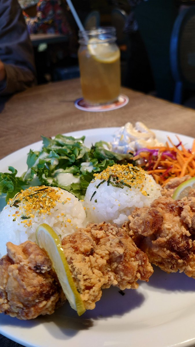 19san's tweet photo. 久しぶりのモチコチキンプレート
美味しかった
#ふりかえり #ランチ #AlohaTable #都内ランチ #都内某所 https://t.co/vCISqdokFF