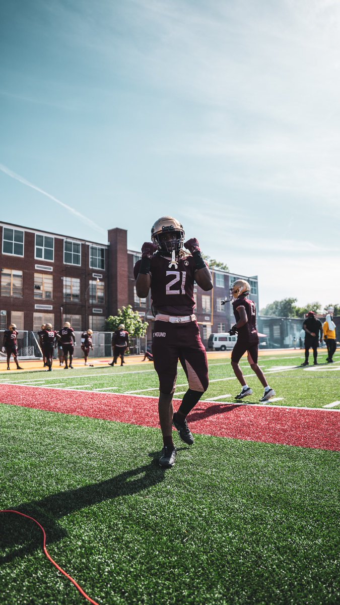 ddy_lilyo's tweet photo. https://t.co/Lny50fJYFZ
Team record 10-2 
(65 tackles , 35solo, 30 assists)
(TFL  7)
(4Sacks)
(PD 4 )
@CoachTwinMorrow @RCoachRJ @CoachWarehime @CoachAClifton @iamkeymond2026 @TavarcoJ16 https://t.co/N8uTQqJ80f