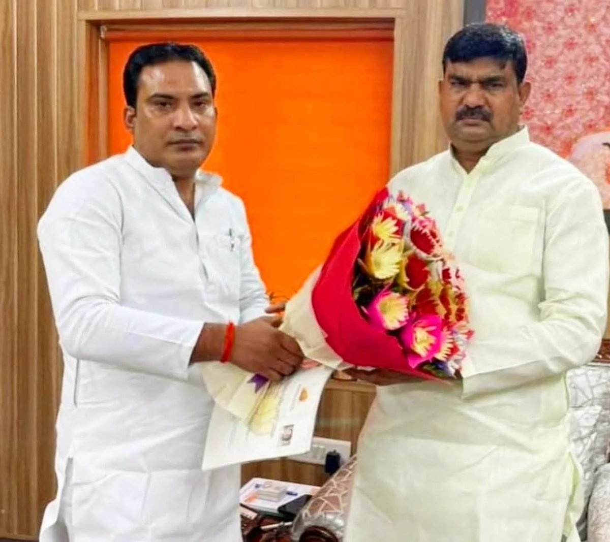 NarenderDadha's tweet image. भाजपा, उत्तर प्रदेश के माननीय प्रदेश महामंत्री (संगठन) आदरणीय श्री #धर्मपाल_सिंह जी भाईसाहब को #जन्मदिन की हार्दिक बधाई एवं शुभकामनाएँ. संगठन के प्रति आपका समर्पण, कार्यकर्ताओं के प्रति आपका स्नेह और राष्ट्र के प्रति आपकी निष्ठा, हम सभी के लिए प्रेरणा का स्रोत है।
#DharmpalSingh