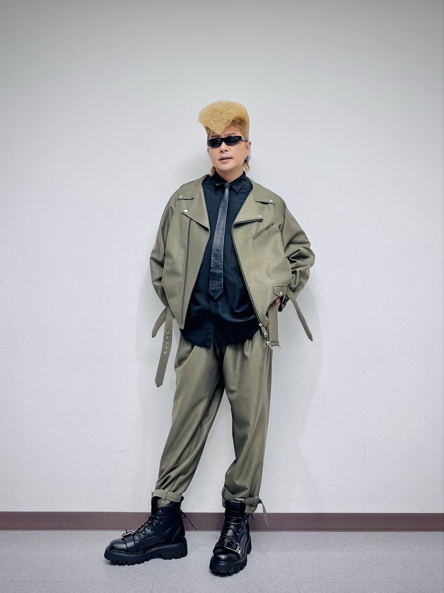 ShowAyanocozey's tweet image. 本日は大阪キャンペーンプロモーション☆
この後FM大阪｢LOVE FLAP｣13時台に生出演させて頂きます！
みんな、聴いておくれ！
そんでもって17時からは
TSUTAYA EBISUBASHIさんでリリイベ！
「汚れなきクソ野郎ども」発売記念写真撮影会「愛すべき購入者ども」開催です！4649!!
store-tsutaya.tsite.jp/store/detail?s…