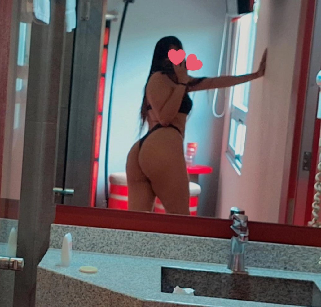 Mishhot116's tweet photo. Activa de Lunes a viernes 😈💖 https://t.co/Qoec1w0wmx