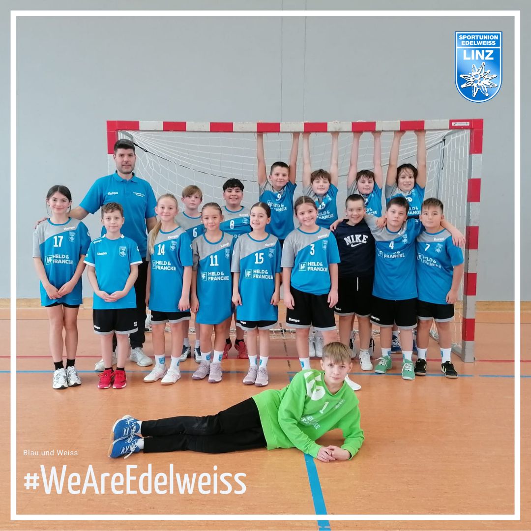 UnionEdelweissL's tweet photo. UNSERE JUGEND ... 🩵
Die U11 Jungs mit ihrem Trainer Elias Kaimberger, der auch die U12 verantwortet und einspringt, wo er gebraucht wird. Die jüngsten Spieler*innen, die Minis und die m/wU10, werden von Radu Holom und Bruno Cvitkusic trainiert
#WeAreEdelweiss #LustaufHandball https://t.co/yR4ddgBinZ