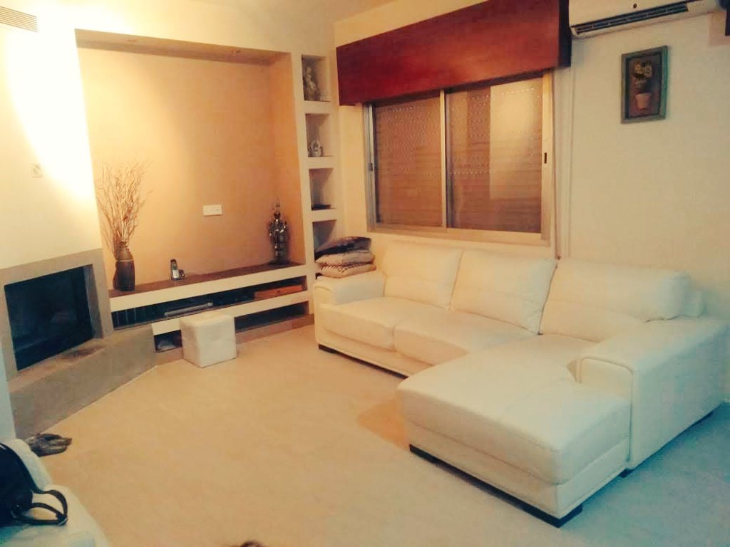 amuldotexe's tweet image. Hypothesis:
At my ADHD peak I found it easy to move houses because of how easy it was for me to just dissociate with my surroundings &amp;amp; even old friends - embarassing but made me strongly aware of the hunter gatherer traits

I think the only house I truly missed was the one in…