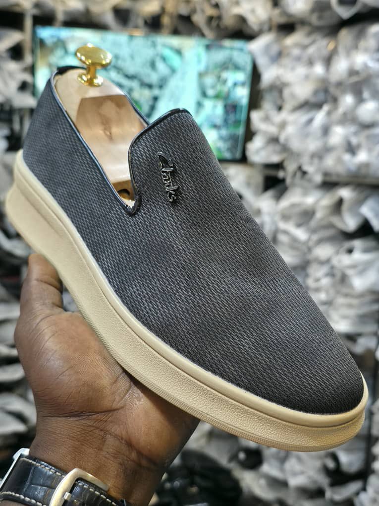 Price————₦30,000

Location———-kaduna
☎️ 07069968805
Or WhatsApp
Delivery———Nationwide