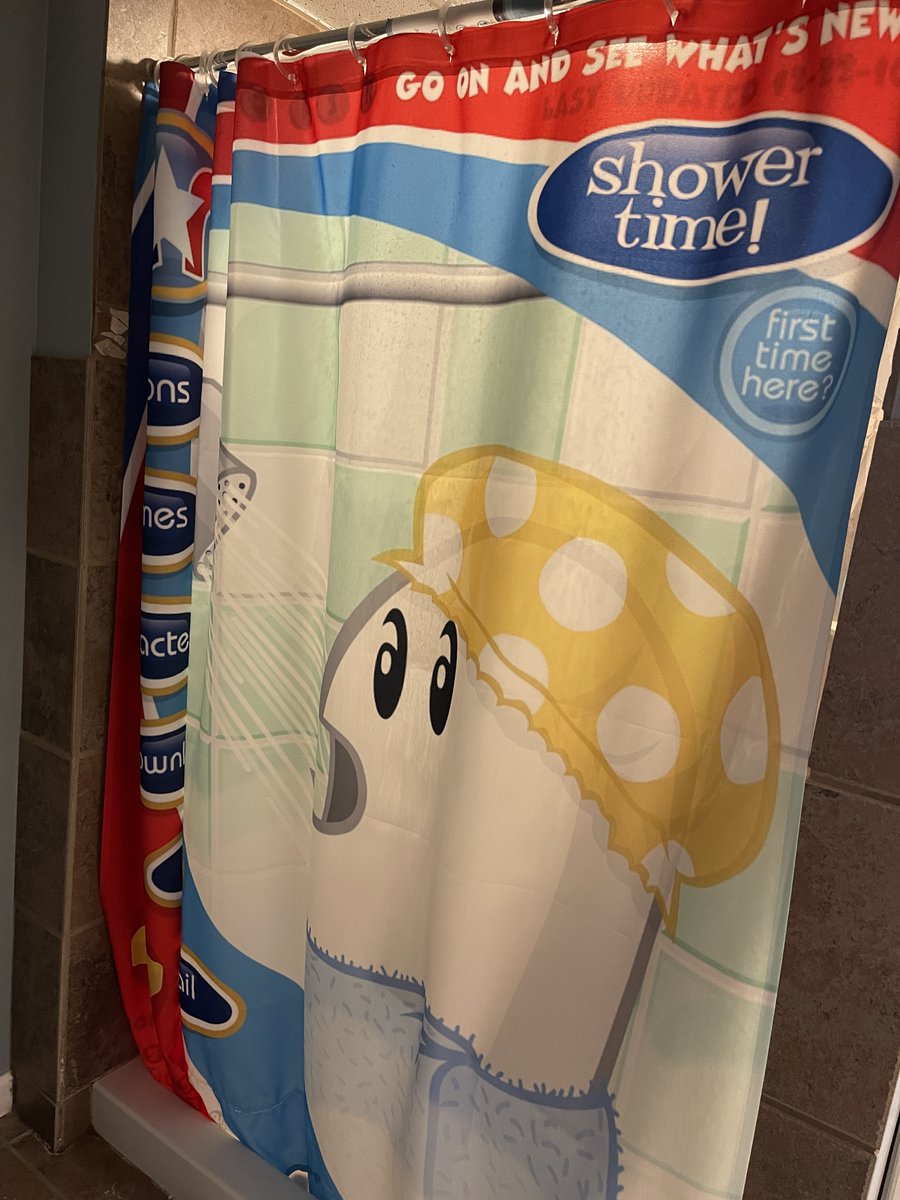RocketPulpHack's tweet image. My wife didn&apos;t like this amazing shower curtain, either.

Women!