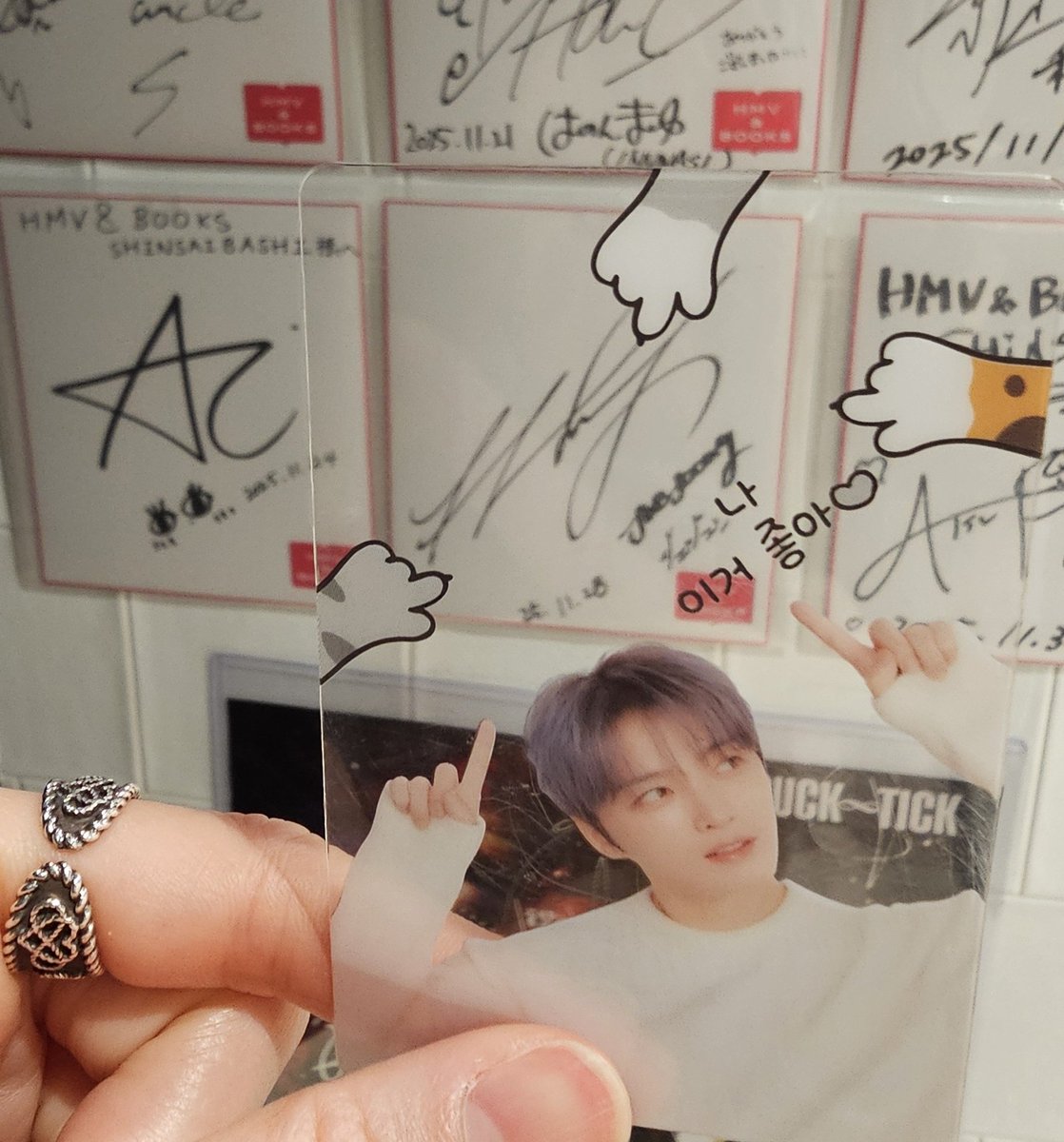 心斎橋HMVにジェジュンの金曜日サインがあるとのことでサイン見てきた