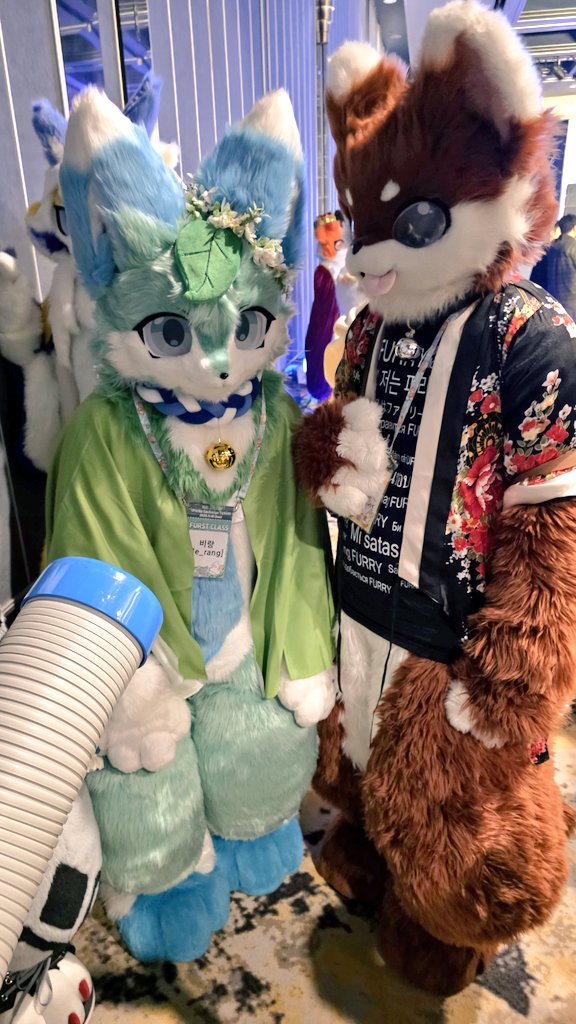 fur_Berang97's tweet image. 거기..너... 주머니에 간식 얼마나 있어?
순순히 간식을 주면 봐줄께!😆😆😆
#Furstclass #퍼스트클래스부산 
#FursuitEverday #너랑나랑비랑