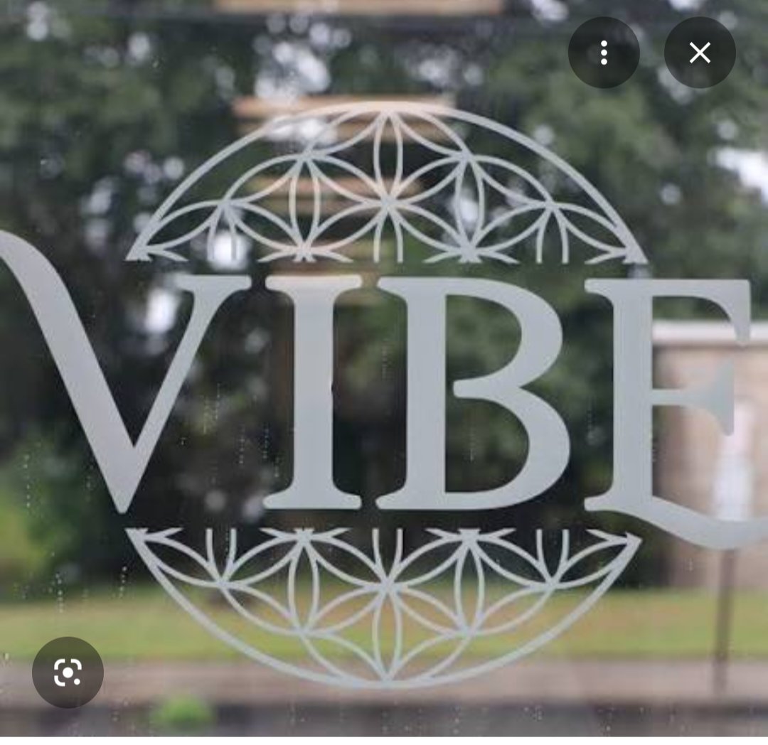domain4flip's tweet image. ✅️ Vibe-World.com domain name available for sell 
#vibecoding #vibeworld 
✅️image source google