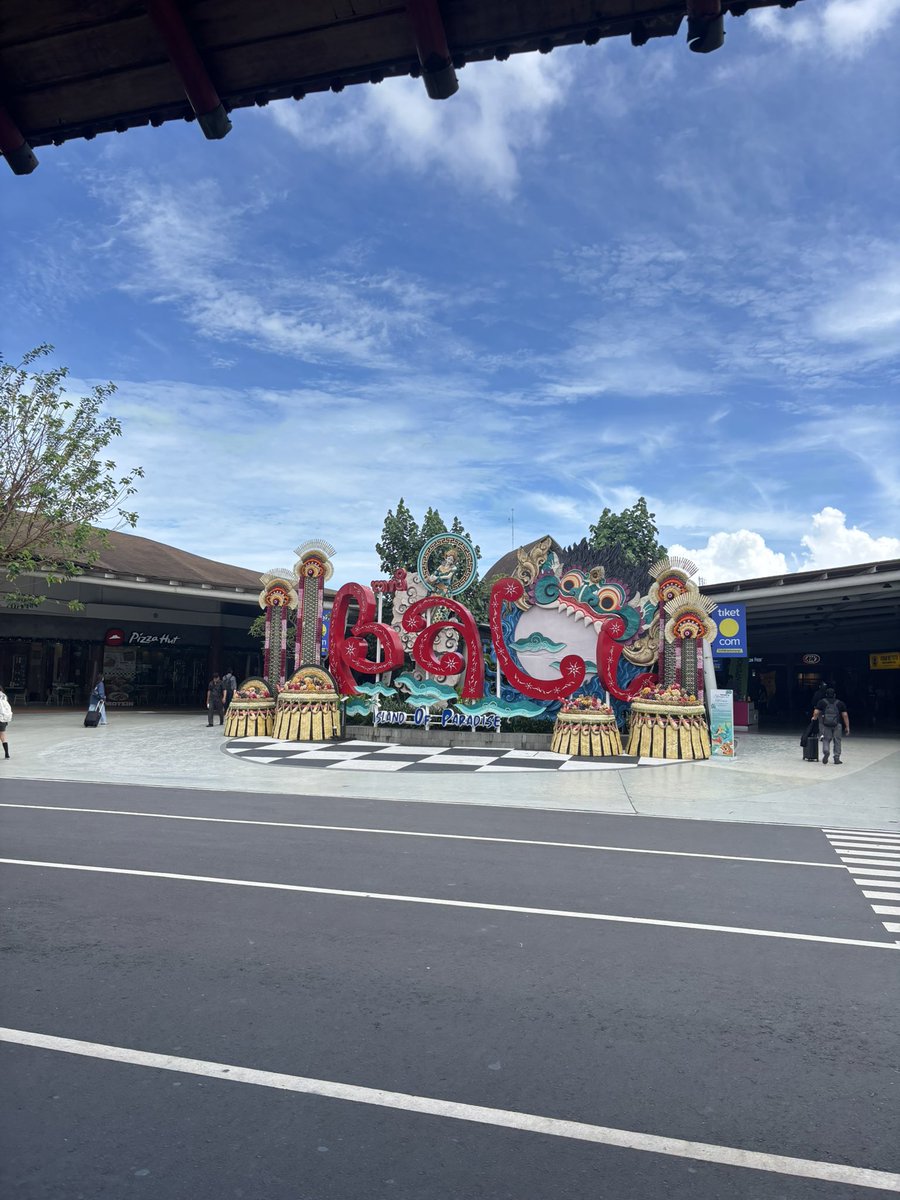 cacil 𝜗𝜚˚⋆ tweet media