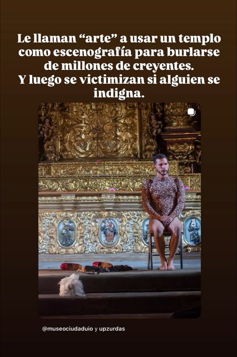 Qué terrible que se promueva este tipo de actos en nombre del “arte”.
Ecuador es un país mayoritariamente católico, y usar una capilla como escenografía para esto no es cultura: es una burla directa a nuestra fe. 
Exigimos respuestas <a href="/MunicipioQuito/">Municipio de Quito</a>