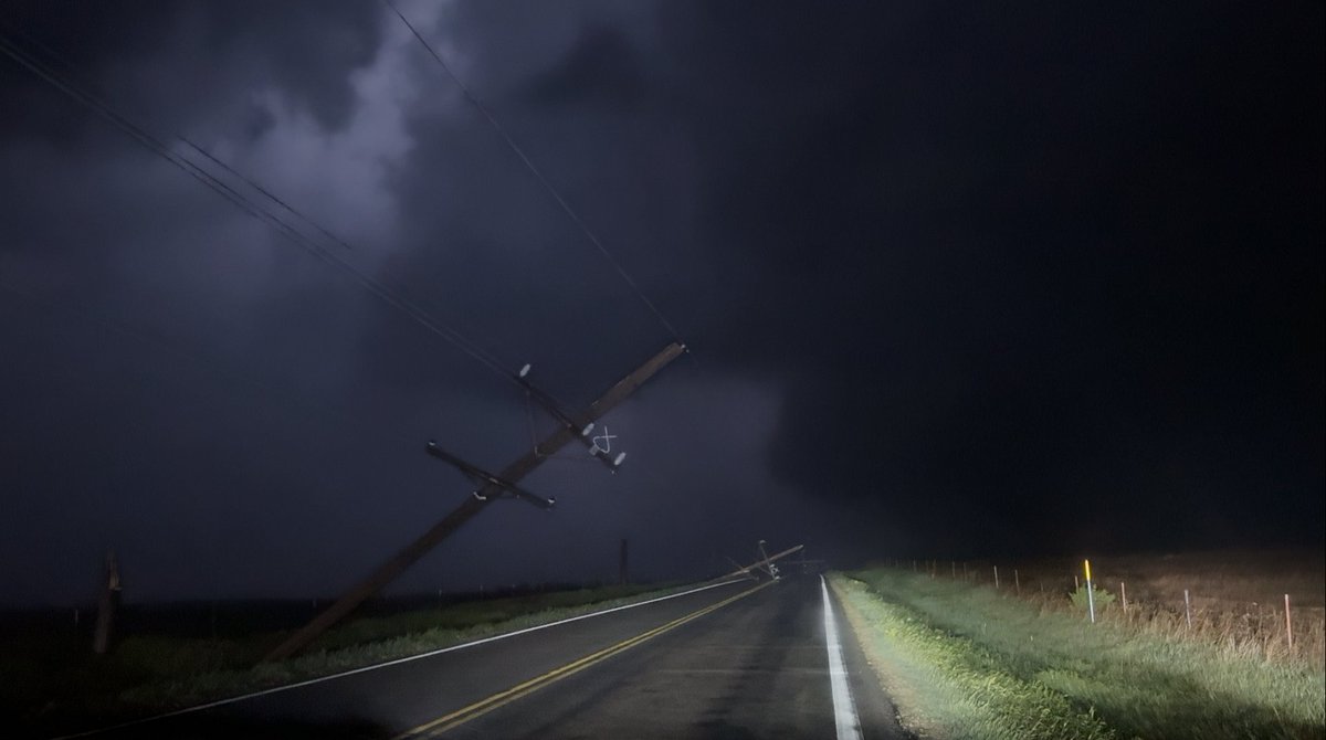 Storm Chaser ☈ob tweet media