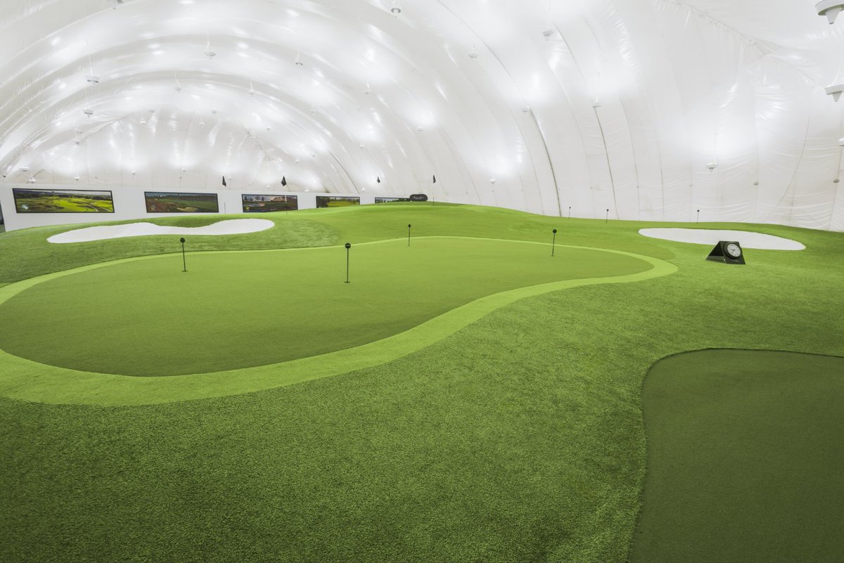 TSGolf's tweet image. Train year-round at the Sportsplex at Turning Stone!
Enjoy our indoor driving stations, short-game area, and tennis, pickleball, and racquetball courts.

Ready to play? 👉 spr.ly/60127iA3A
