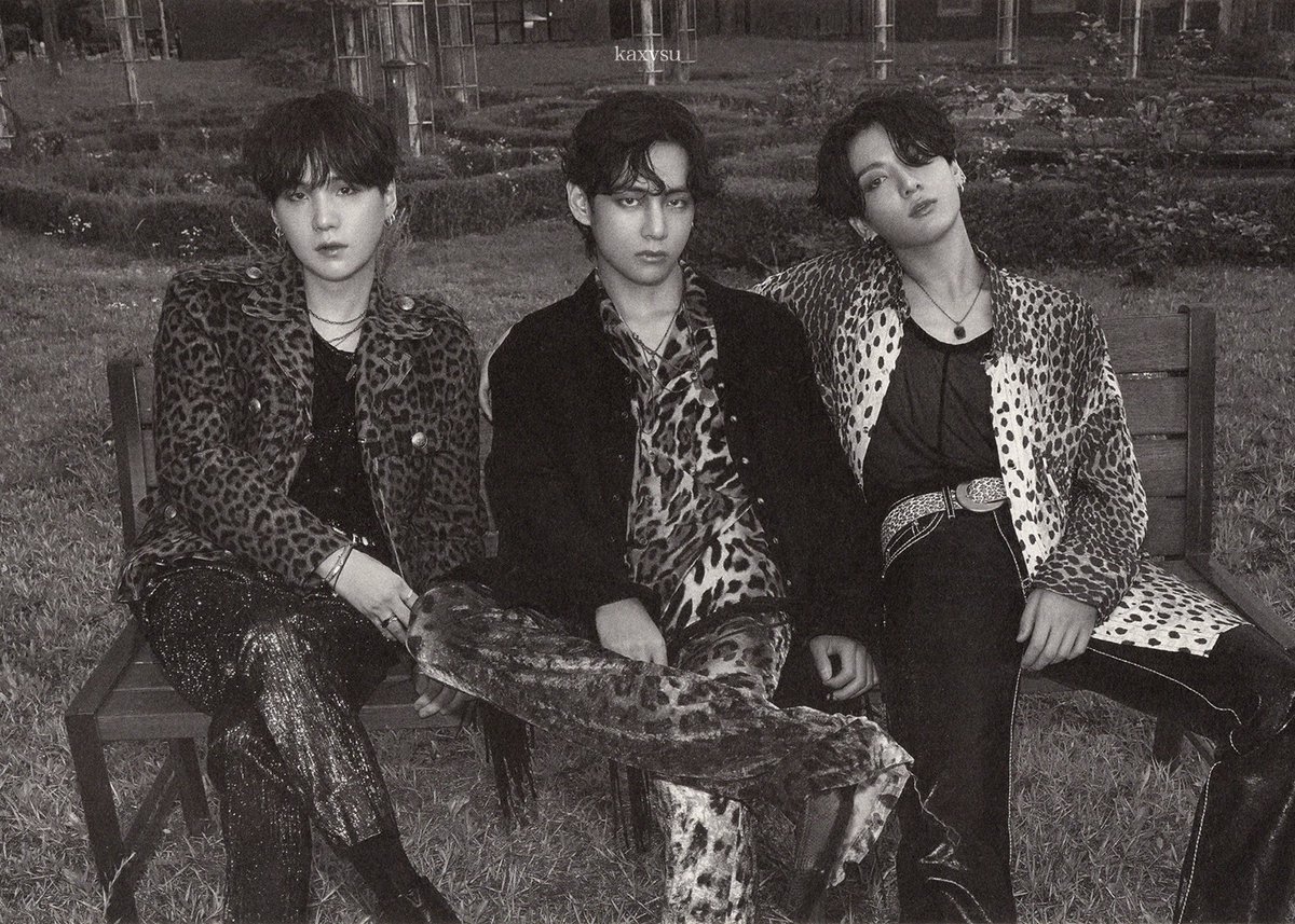 btsfancafe__twt's tweet image. [SCAN] BE Deluxe Edition  

#SUGA #V #JUNGKOOK #BTS
