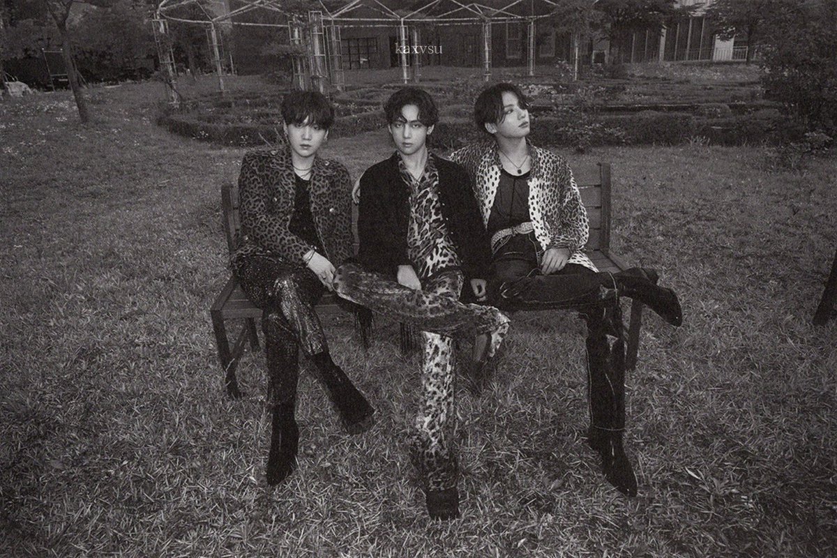 btsfancafe__twt's tweet image. [SCAN] BE Deluxe Edition  

#SUGA #V #JUNGKOOK #BTS