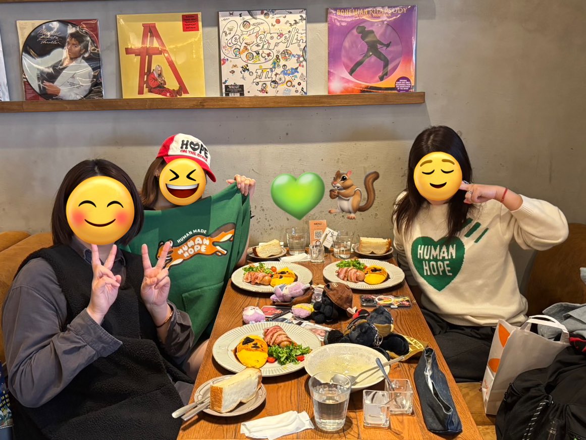 HAPPIshare0218's tweet image. 今日はホビペンの集いin名古屋だったので、HUMAN HOPEにお初、袖を通しました〜💚ミ
集まれてよかったー！
楽しかった〜！
ありがと〜😙

#jhope #HUMANHOPE
#jhopexHumanMade 
#wearingjhopestyle
#HUMANMADE