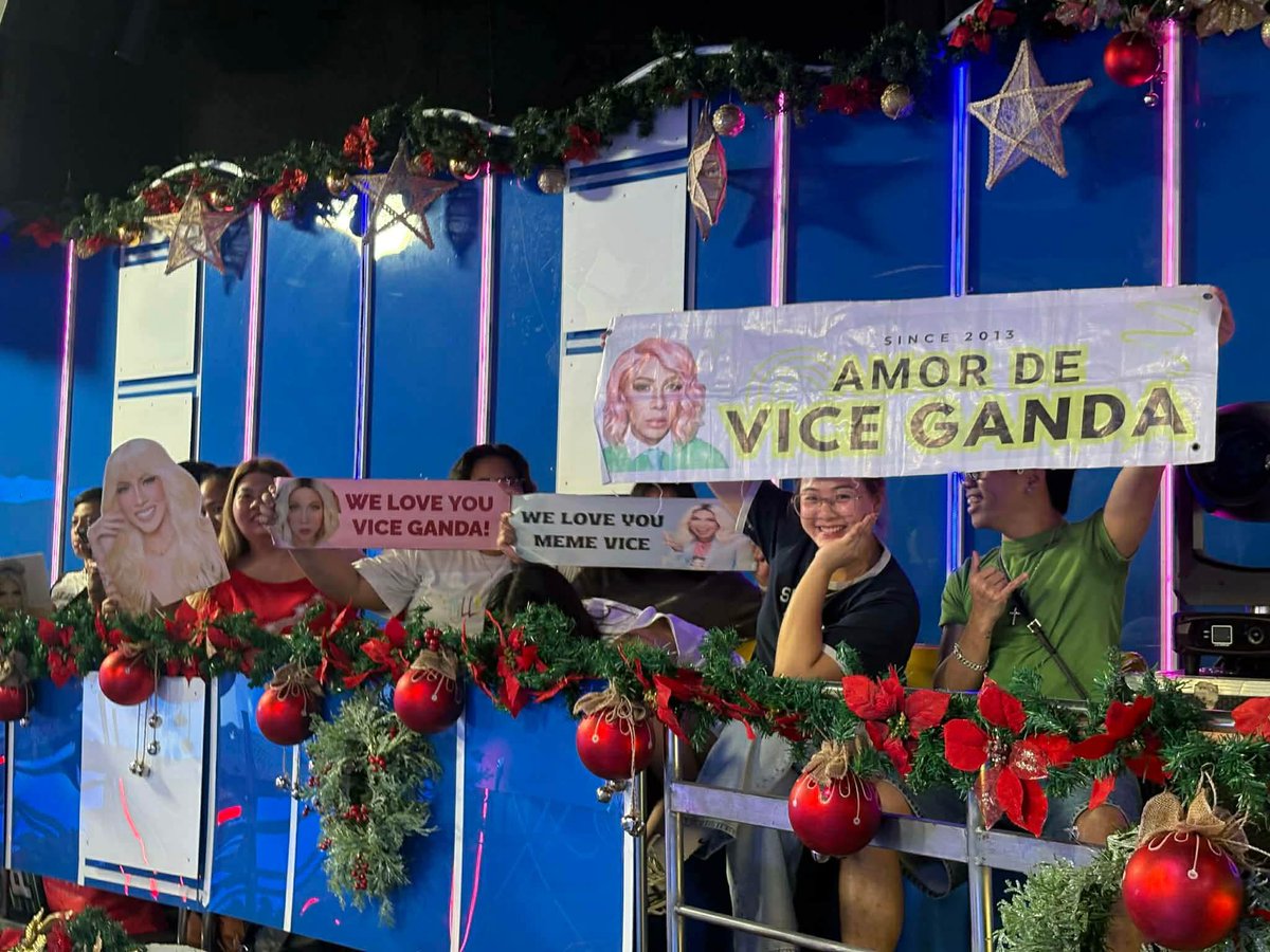 Happy Anniversary <a href="/itsShowtimeNa/">It's Showtime</a> 🫶🏻

16 years!!!!! ✨

#ShowtimeMagPASKOsikat