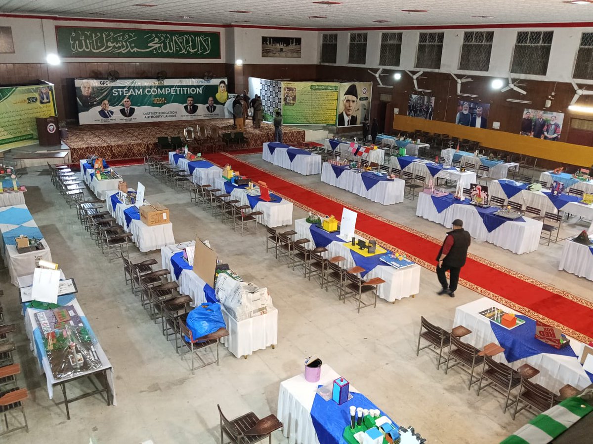 District Education Officer ( W-EE) Lahore tweet media