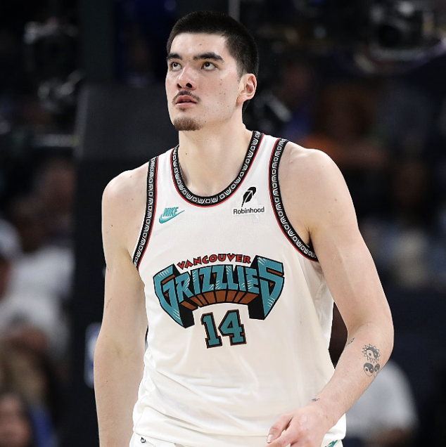 Zach Edey is the first player in NBA history to record the following stat line in under 30 minutes:

32 PTS | 17 RBS | 5 BLK

It turns out his game does translate to the NBA.