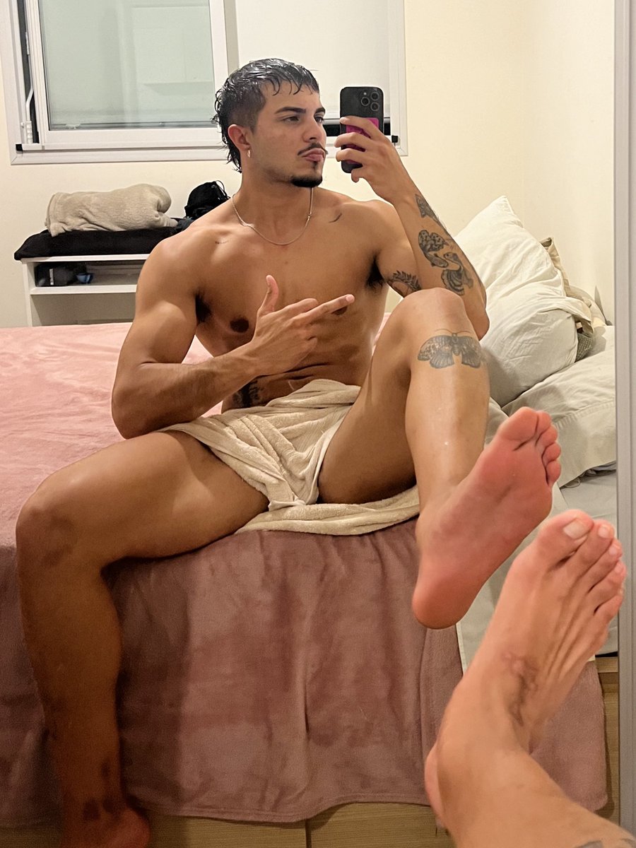 Moroch007's tweet photo. You will dream about this pussylatino until the day you die. If when you wake up you cum, don’t blame me, blame your mediocrity 💋 #ftm #feetworshi̇p #findom https://t.co/dLR1QSq4VL