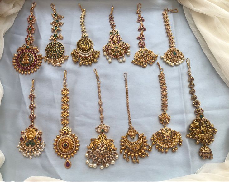 Ce_cuisine's tweet image. Antique gold plat headpiece tikka.. 😍
#jewellery #jewelrybox #designfordifference #design