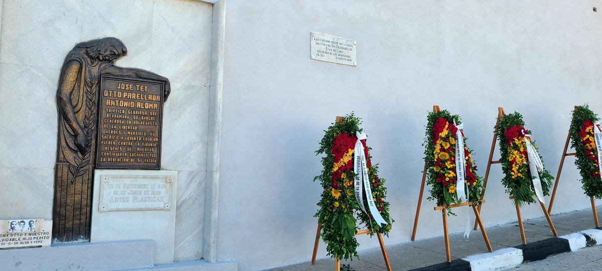 ManuelFalconH's tweet image. Conmemoramos hoy, el 69 Aniversario, del  Levantamiento Armado de #SantiagoDeCuba en apoyo al Desembarco del Yate Granma. #TenemosMemoria