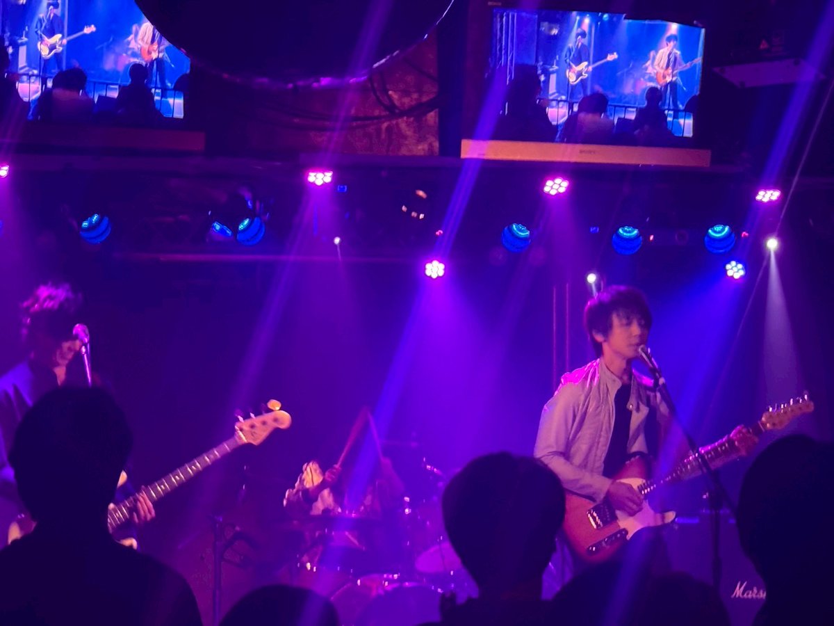 ShinsukeKawai's tweet photo. 昨晩の名古屋TIGHT ROPE楽しかったです!
ご来場の皆様、共演の皆様、ありがとうございました!
この勢いで年末九龍ワンマン頑張ります!🔥
#SPIRALRING #無限放送58 #NaturalHI #MONKEYCHAPS #九龍 #名古屋 #バンド #ライブ #TIGHTROPE #GREATMUSICFESTIVAL #MOHANAK https://t.co/fsWWErbrvh