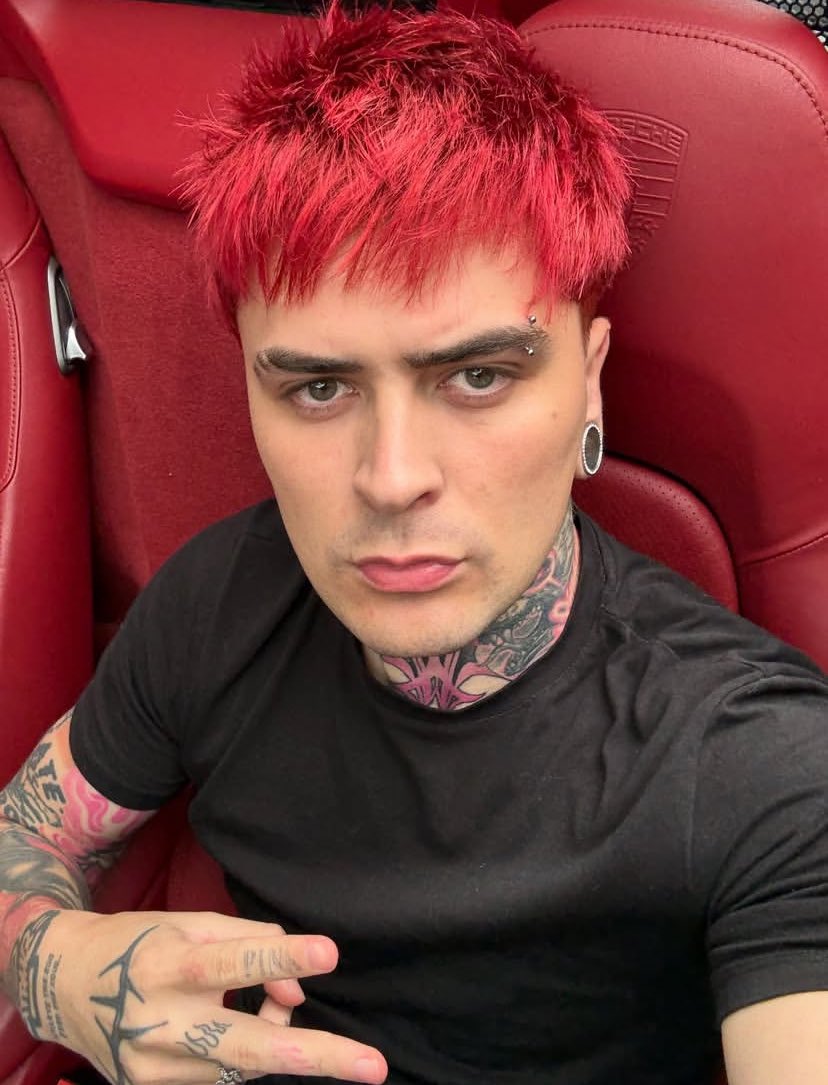 andy tweet media
