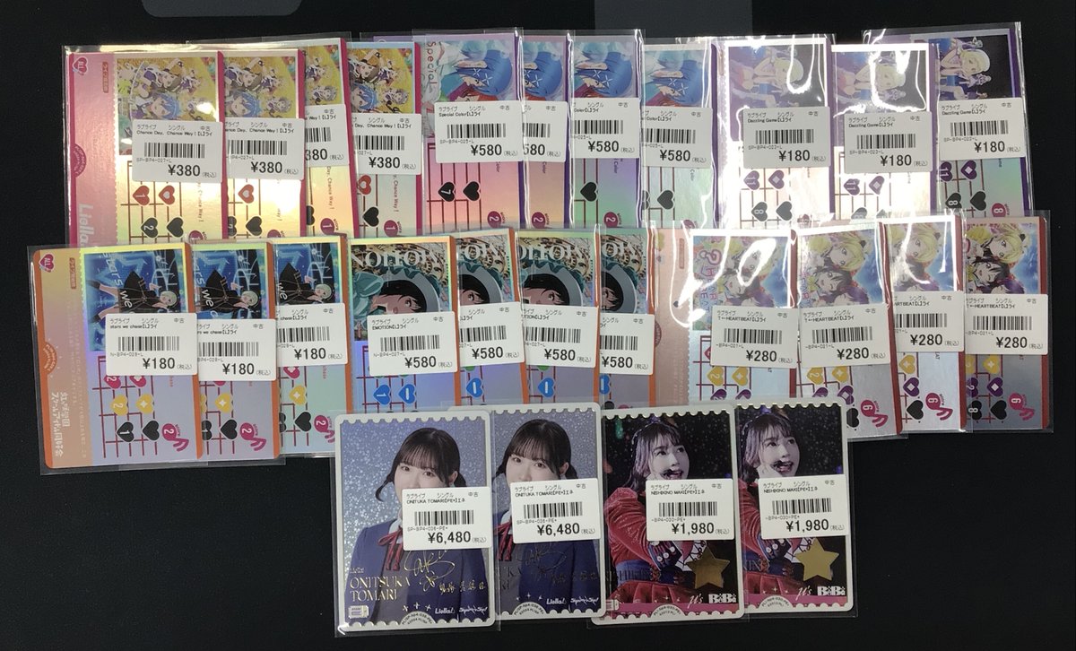 ラブカ 販売情報】 ラブカ最新弾「SAPPHIRE MOON」収録のシングル