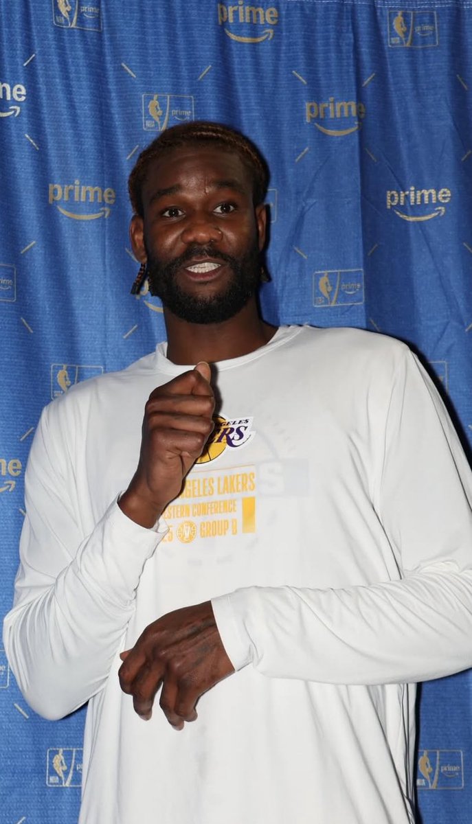 TheHoopCentral's tweet photo. Deandre Ayton over the last 6 games:

16.8 PPG
10.5 RPG
1.5 BPG
78.9% FG
28.5 MPG https://t.co/6ht1HTMeYk