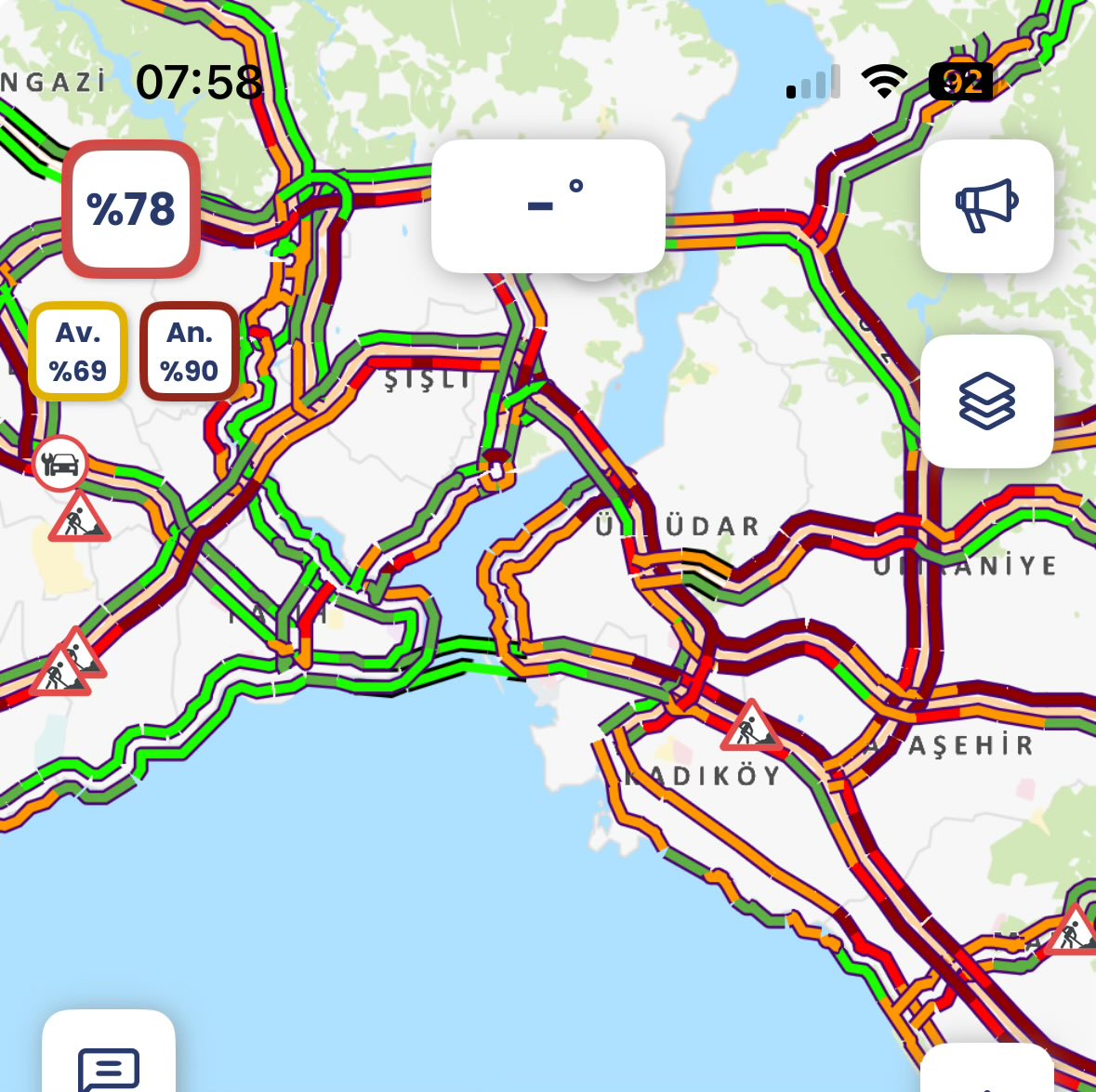 NejatOzonay's tweet image. İstanbul’da trafik yoğunluğu saat 8:00 olmadan %78’e ulaşmış durumda.

Anadolu yakasında %90 yoğunluk var…

Son yıllarda trafiği iyileştirmek için yapılmış tek bir proje yok.