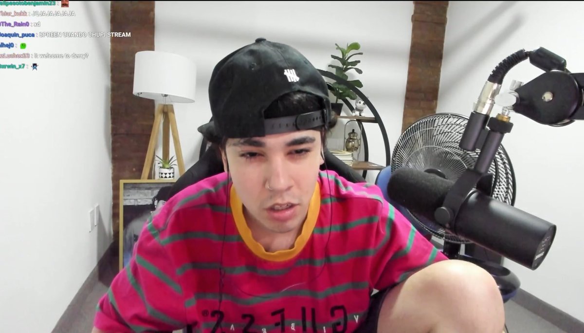 codeinwee's tweet image. che díganle a spreen q se devuelva a bs as, santa fe se lo esta comiendo vivo😓