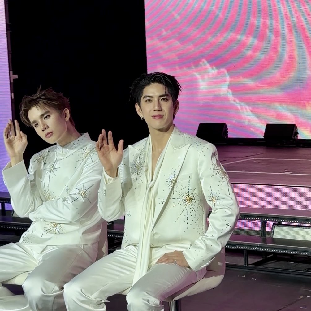 ฮาฟฟู่ววว 🥑🐶💫 tweet media