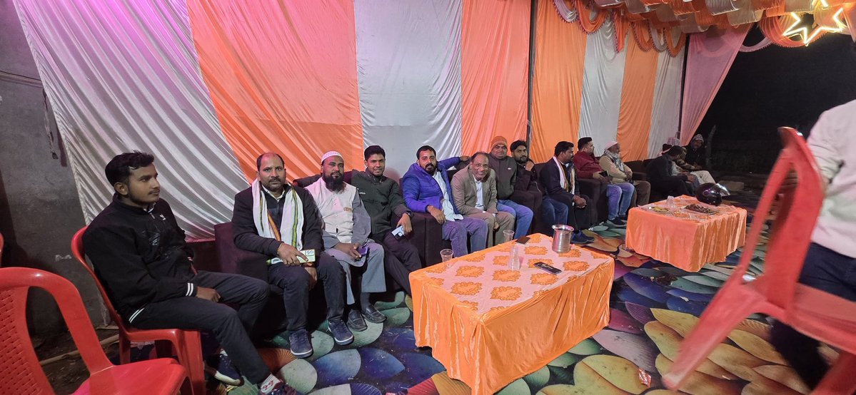 AbhisheknirajRG's tweet image. क्षेत्र के विभिन्न मांगलिक कार्यक्रमों में उपस्थित होकर सभी अपनों का स्नेह और आशीर्वाद प्राप्त हुआ।
इन मांगलिक अवसरों पर आप सभी का अपनापन और सम्मान हृदय को छू गया।
आप सभी का प्रेम और समर्थन हमेशा मुझे आगे बढ़ने की शक्ति देता !