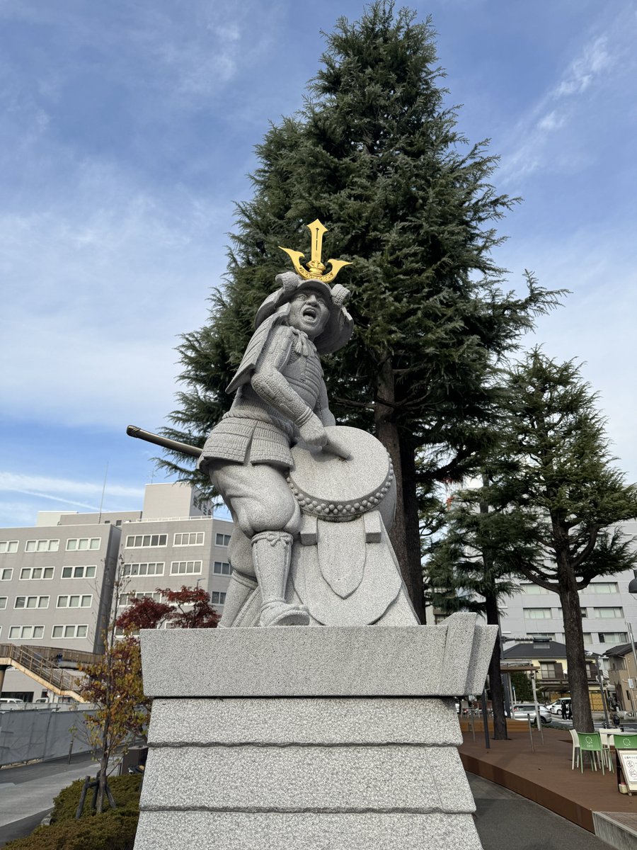 kn284's tweet image. 岡崎！コンビニ店員のおばちゃんが駄菓子屋みたいなゆるいタメ口でよかった。写真は徳川四天王