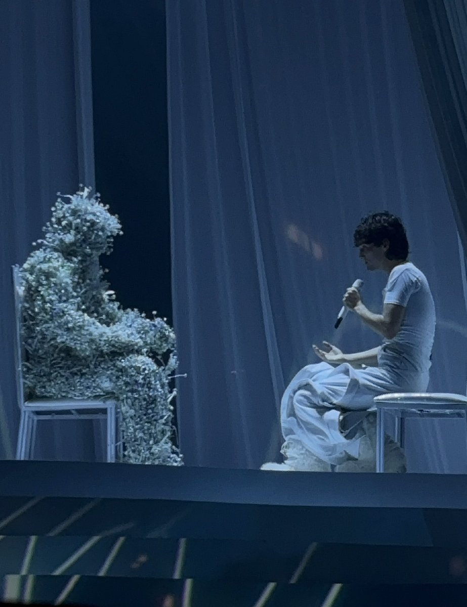 parkershumbe's tweet image. te amo esencia, te voy a extrañar