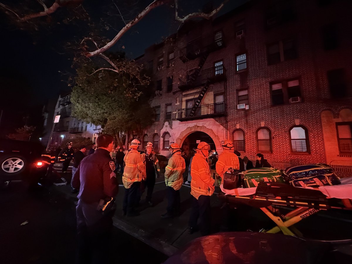 FD4D's tweet image. NYC – FDNY news – continuing with an apparent increase in fire activity in the last few weeks, Sunday was no exception. The FDNY was kept busy with two multiples (2ndalarms) on in the Bay Ridge Section of Brooklyn, the other in the Glendale section of Queens. The Queens job was a…
