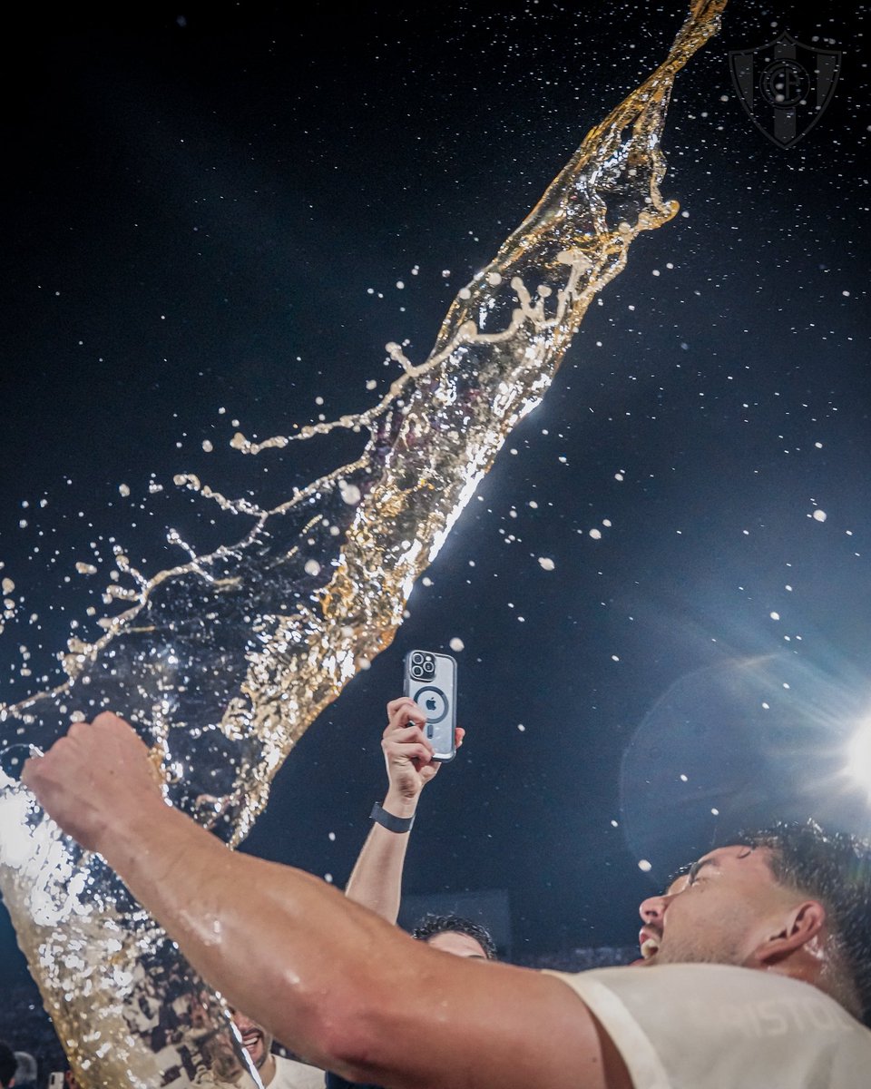 POV: el 90% del país 🍻🔵🔴