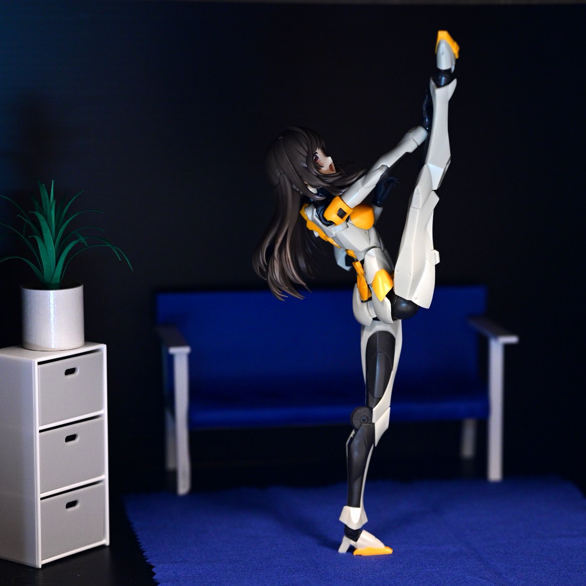 Even in metal and armor, Kogane-chan’s spirit glows.
Her stretch feels less like training—and more like a gentle reset of the heart.
Strong. Beautiful. Alive. 💛✨
#メガロマリア #プリンシプル #コトブキヤ #ガルプラ