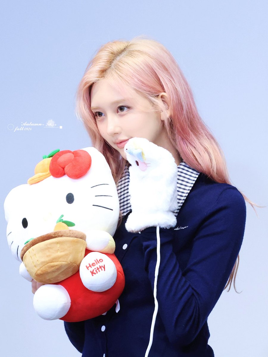 Autumn-fall tweet media