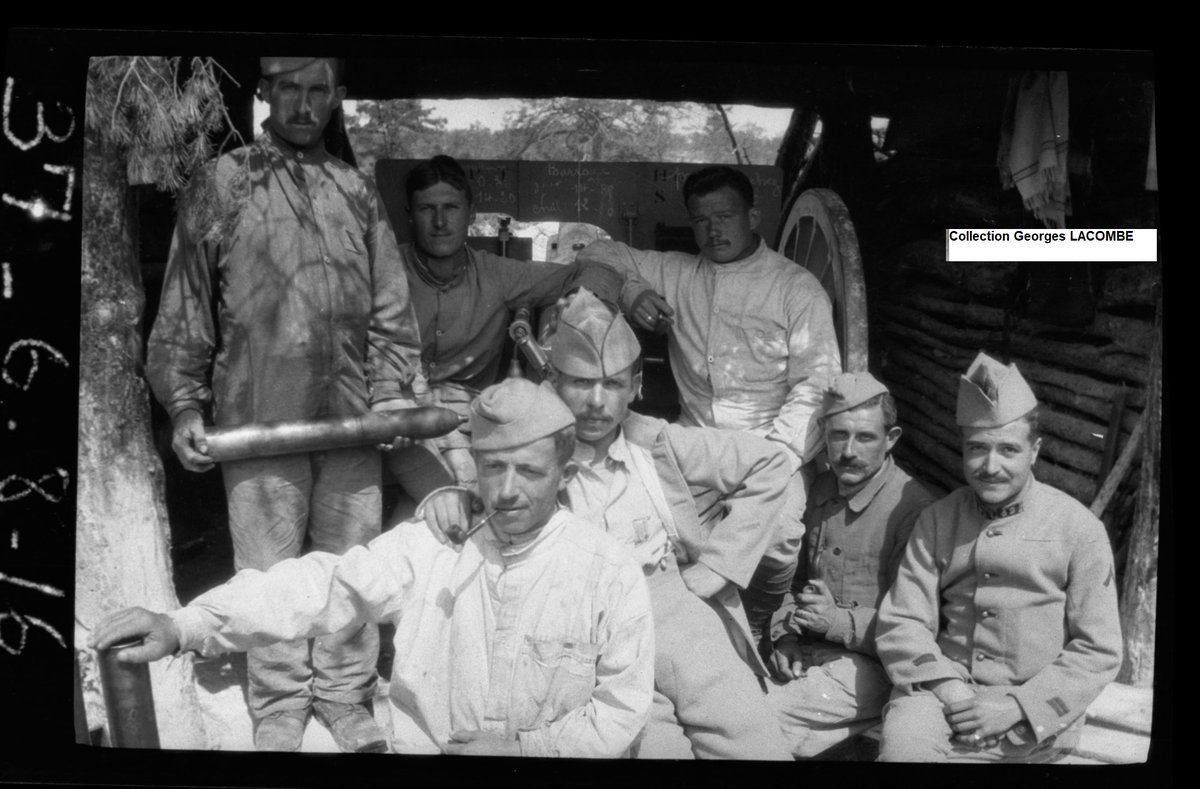Le_Chtimiste's tweet photo. 4/5 Album-photos du maréchal-des-logis Georges LACOMBE, né 21/09/1892, Angoulême (Charente). Il était au 49ème régiment d'artillerie de 1914 à septembre 1918. Merci à Jeanne #Chtimiste #49eRAC https://t.co/2e0a0tutLR