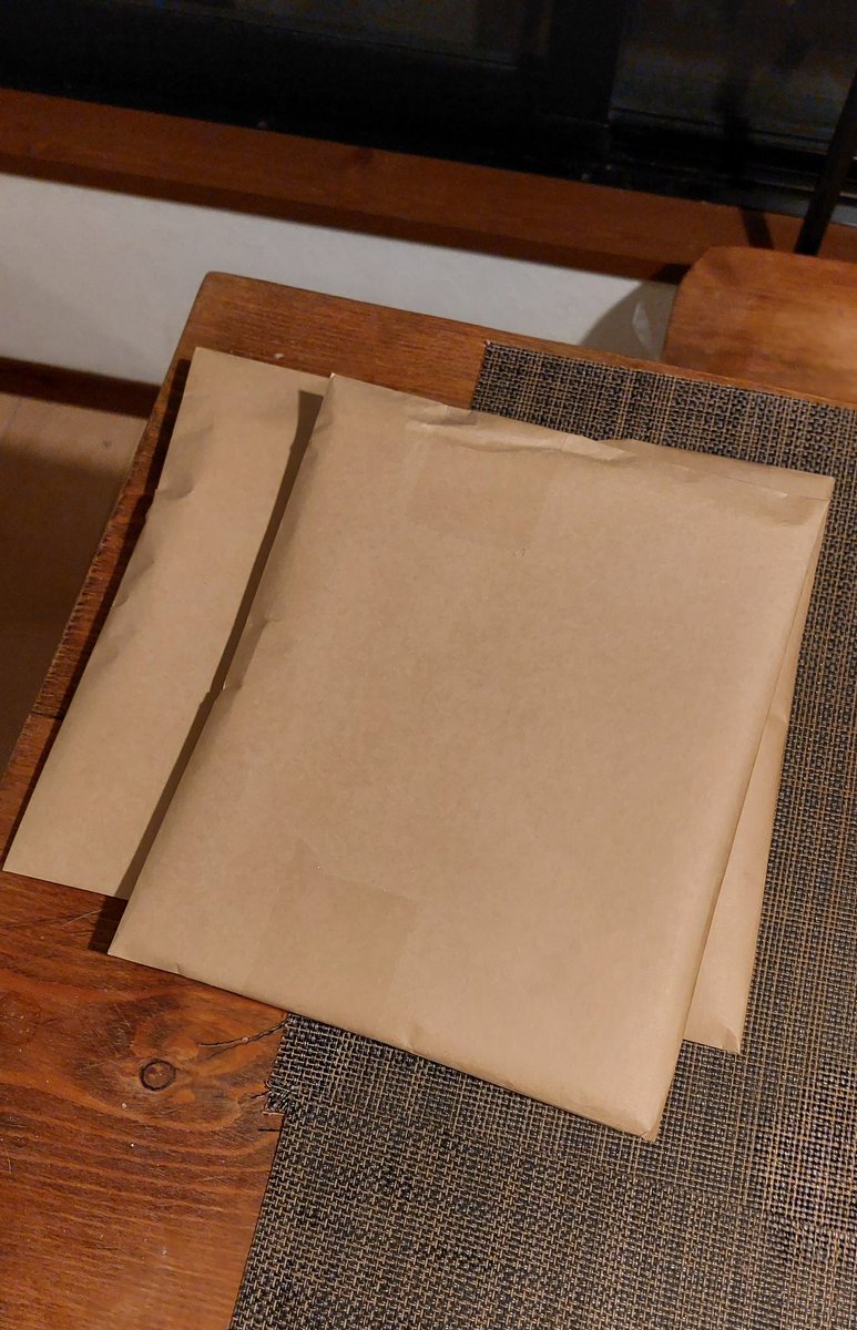 メルカリで綺麗に梱包できると嬉しくなる🤭 さて、めんどいけど配送